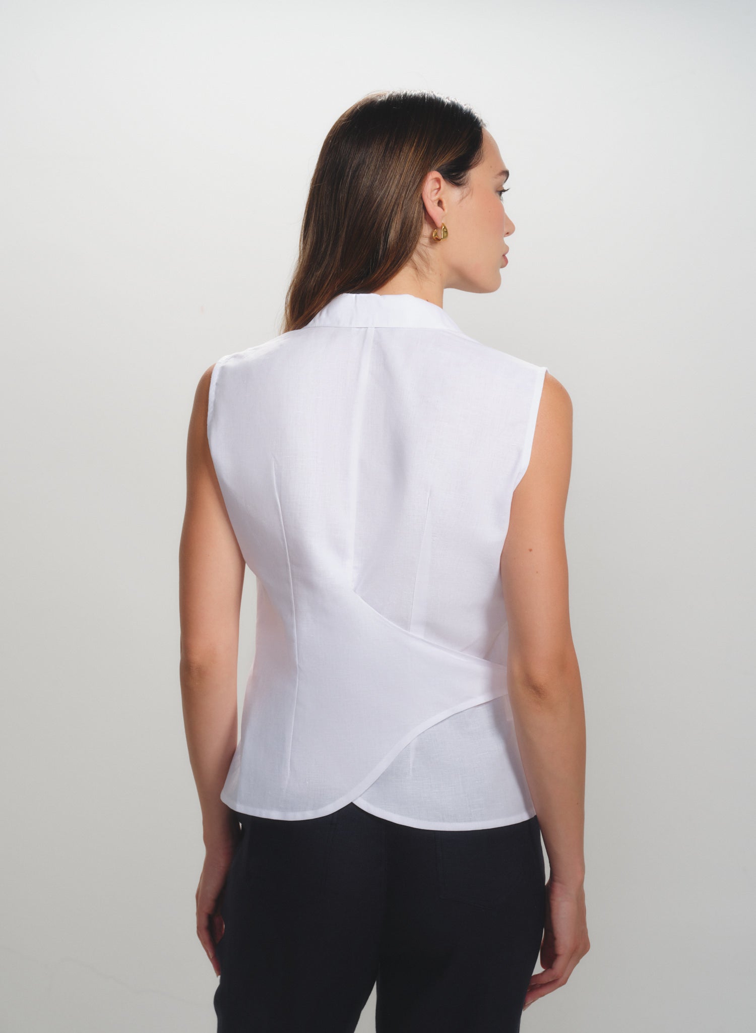 Blusa sin mangas 100% lino Brithney