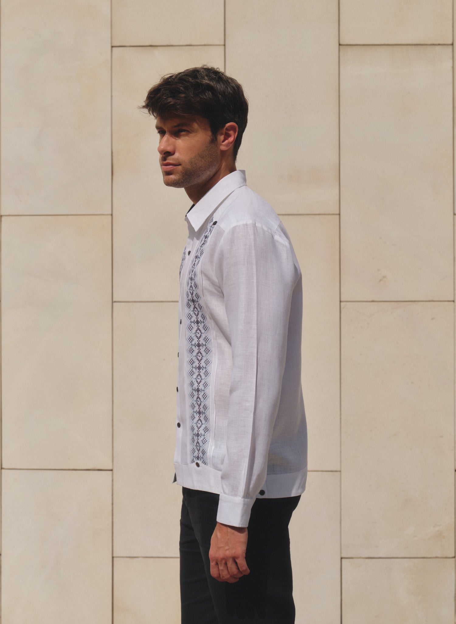 Guayabera manga larga 100% Lino Luan