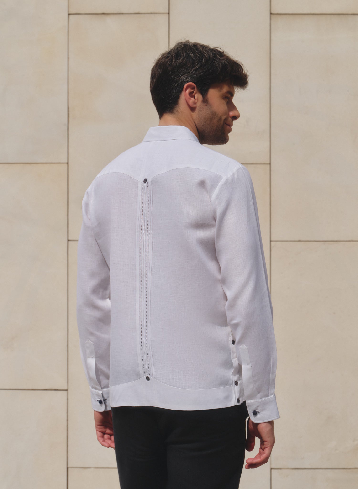 Guayabera manga larga 100% Lino Luan