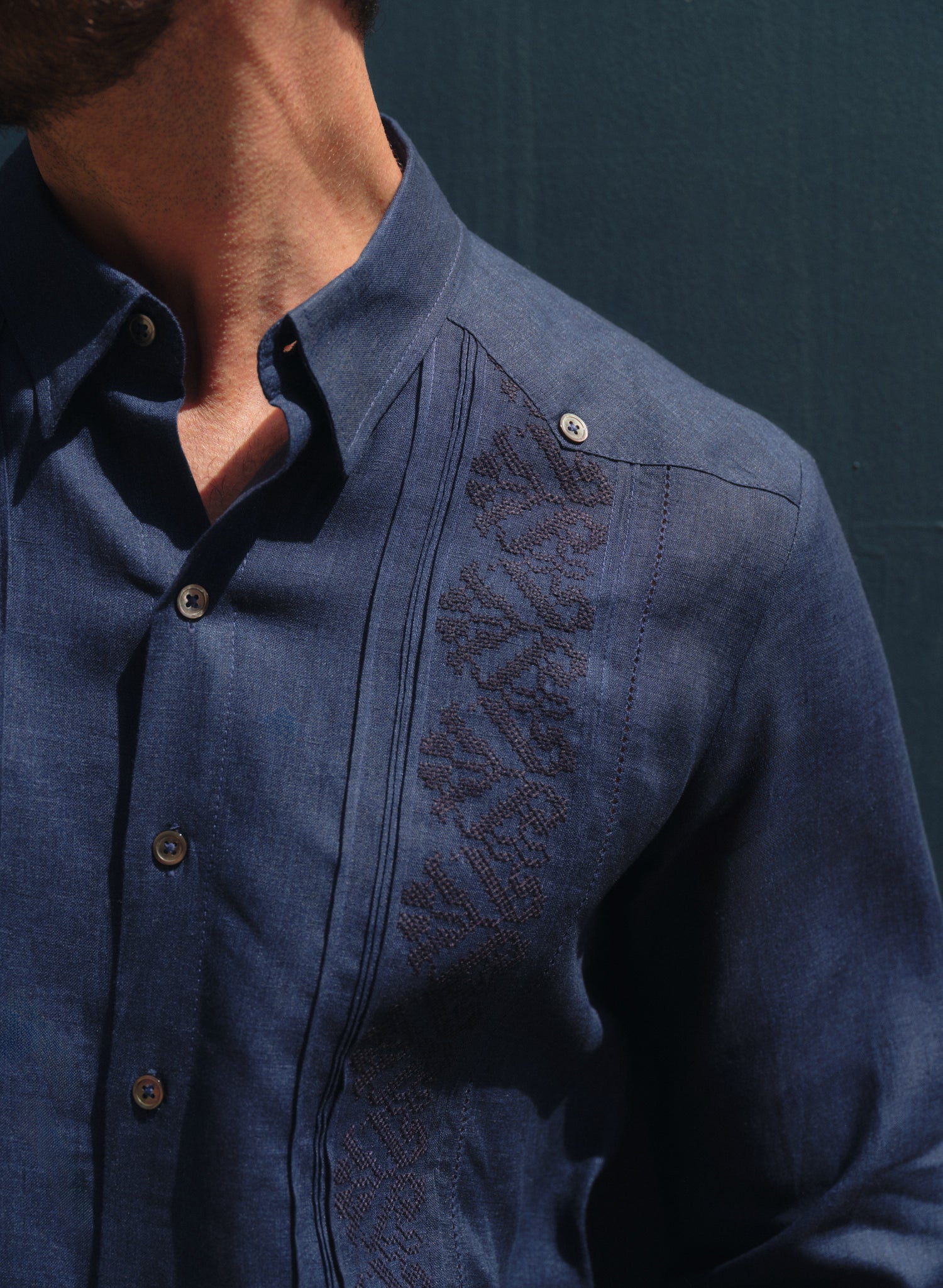 Guayabera manga larga 100% Lino Strange