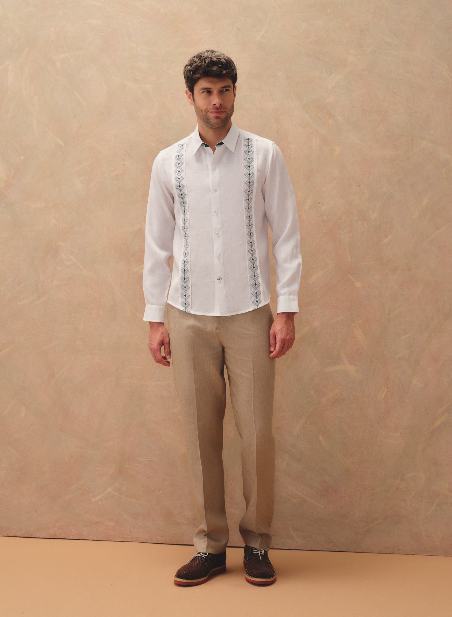 Pantalón 100% Lino Slim Chino Caqui