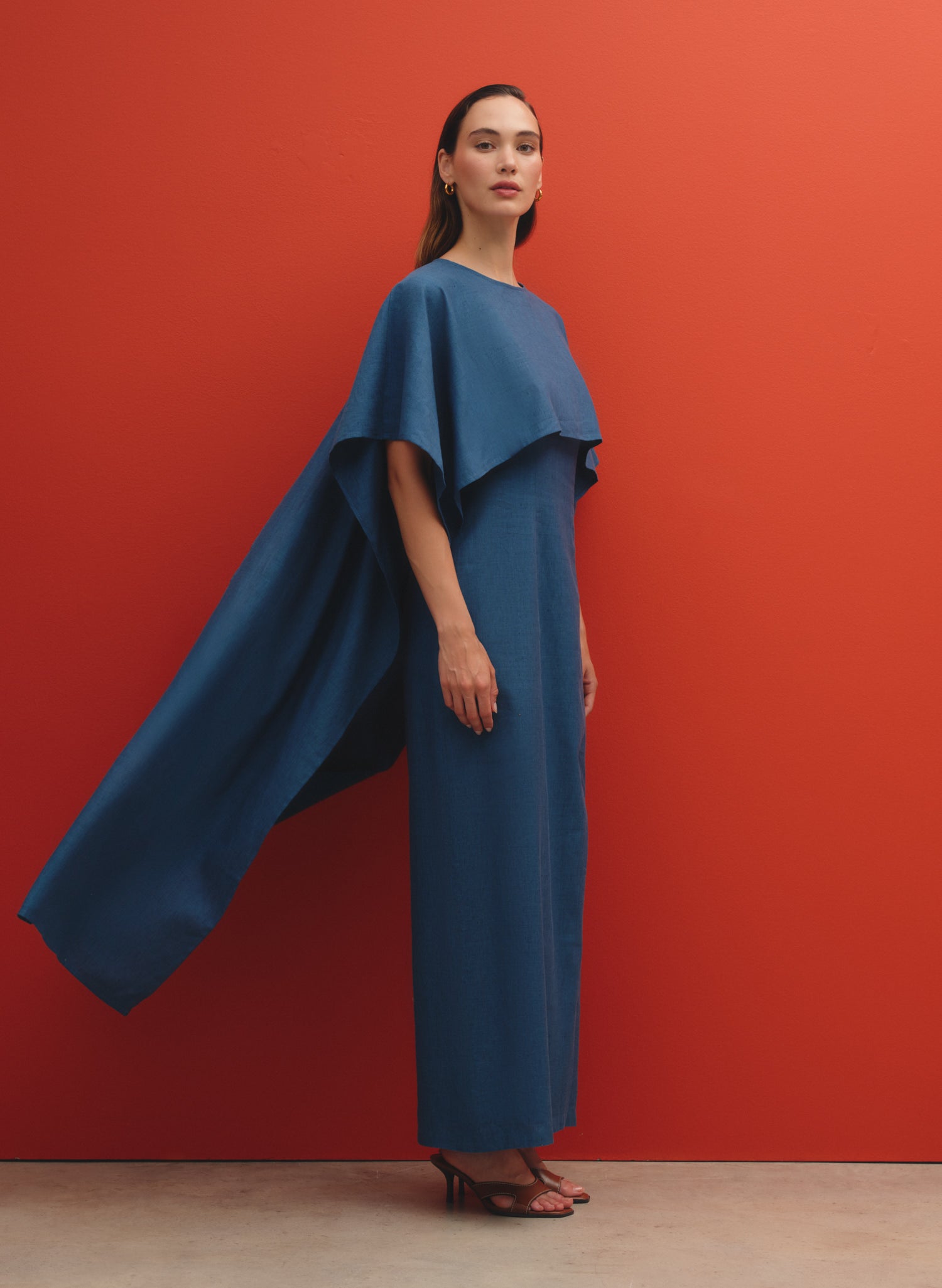 Vestido largo con capa Lino Algodón Gibada