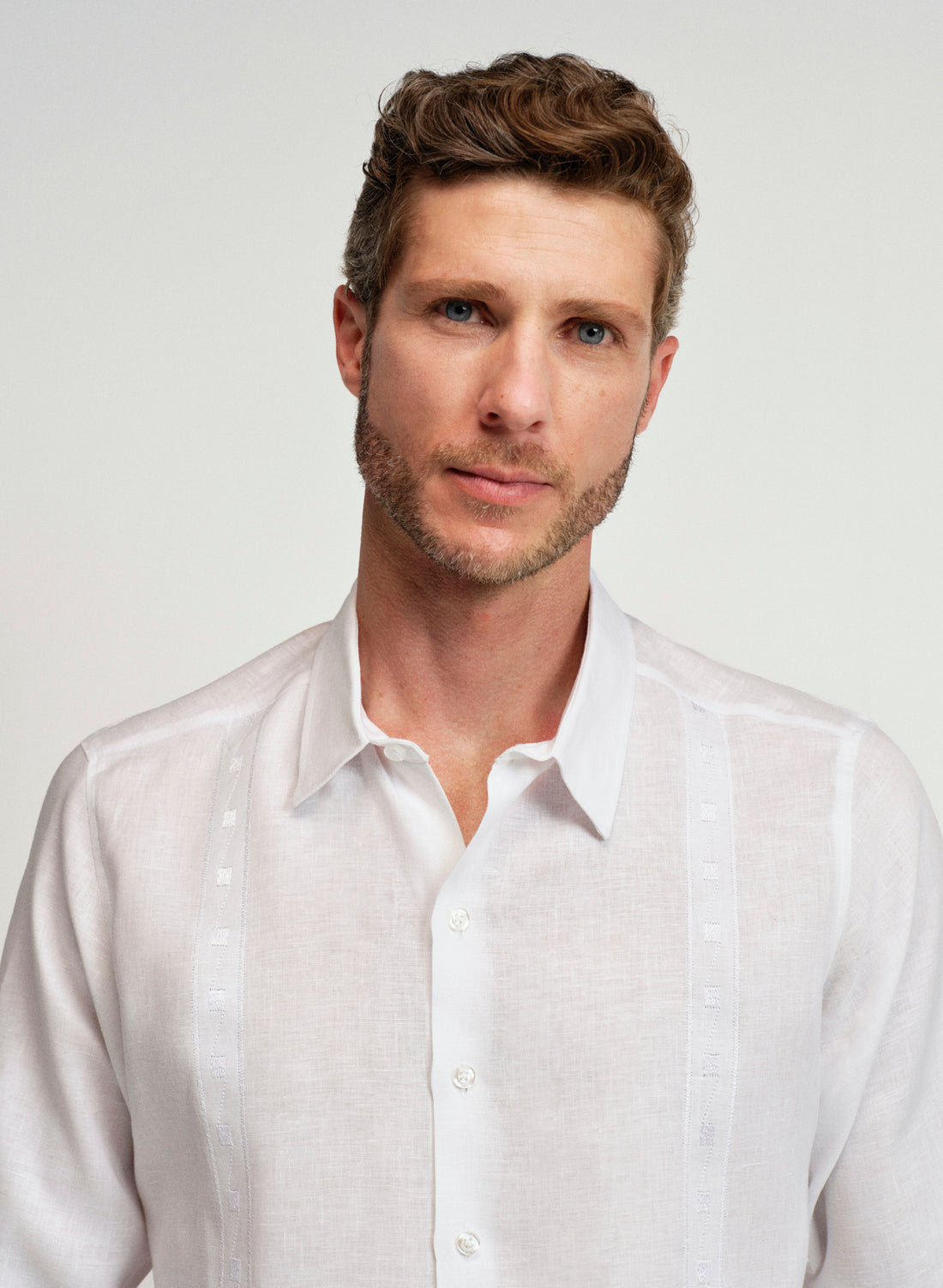 Guayabera manga larga 100% Lino Vicente