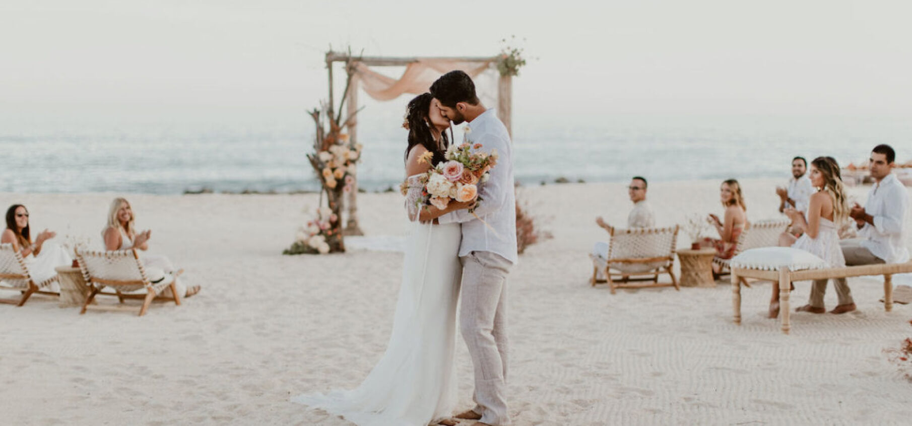 outfits boda en la playa hombre