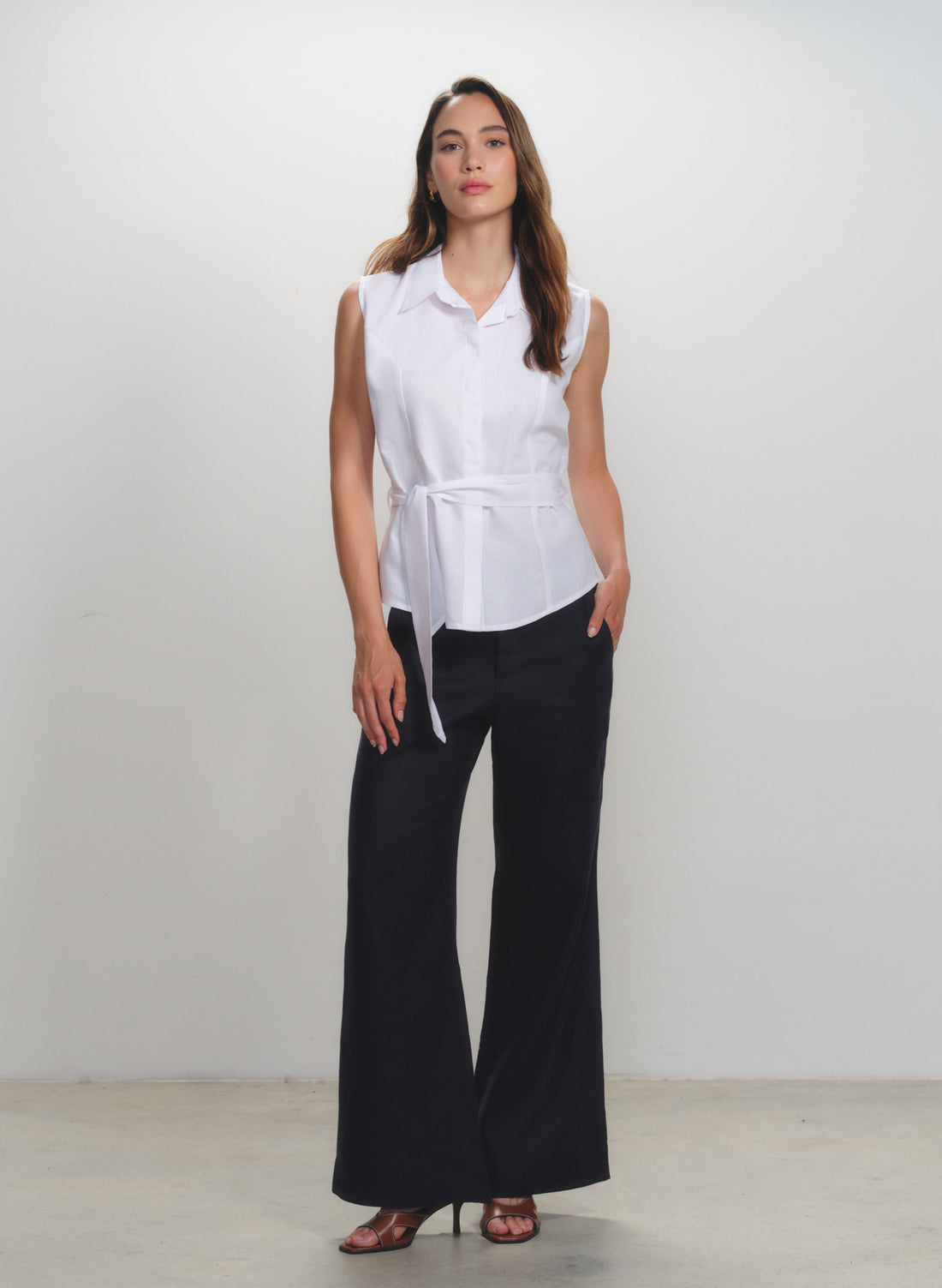 Blusa sin mangas 100% lino Brithney