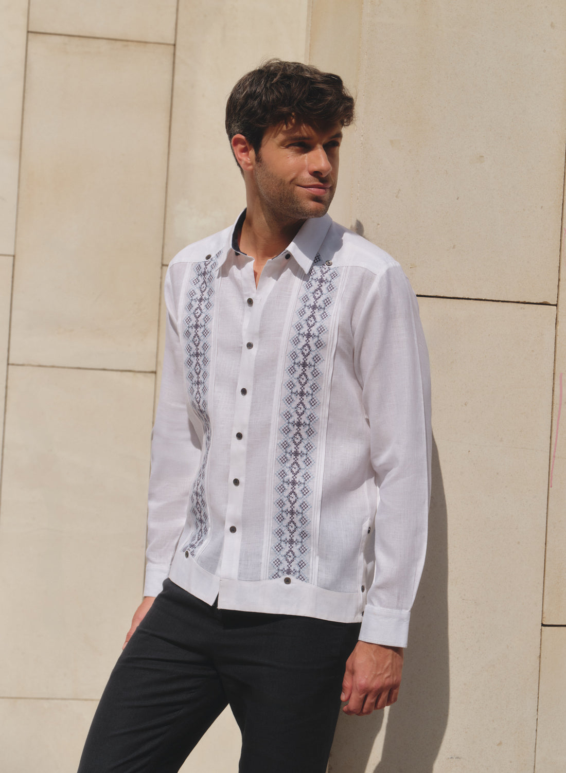 Guayabera manga larga 100% Lino Luan