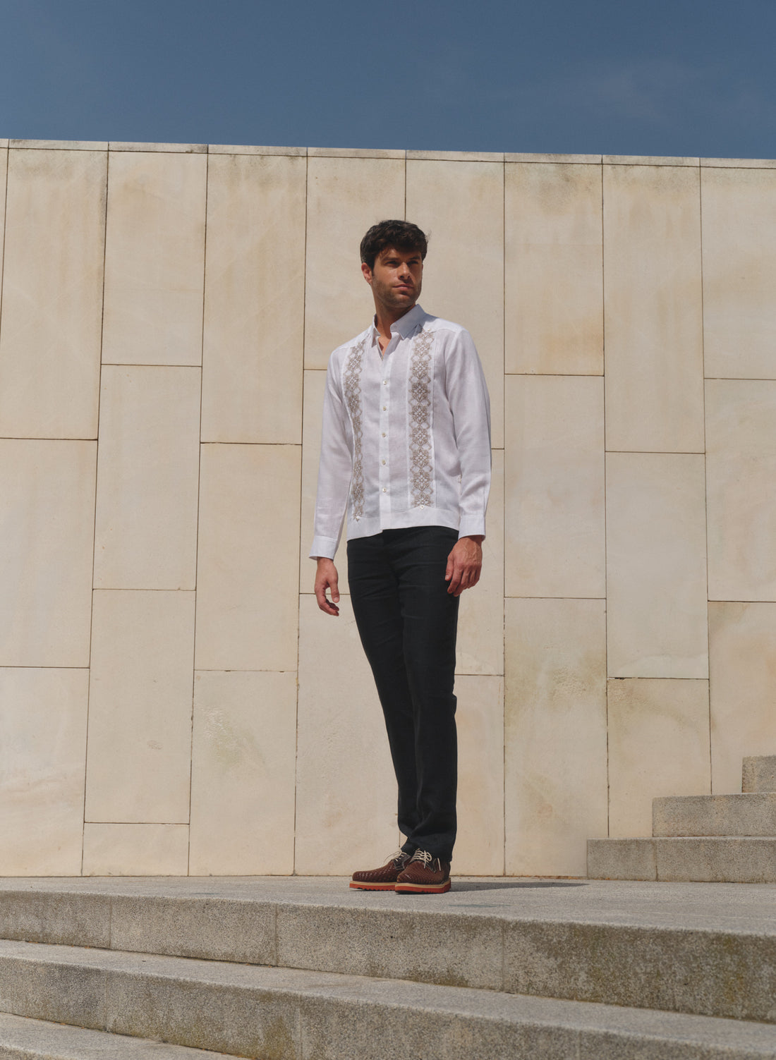 Guayabera manga larga 100% Lino Zolezzi