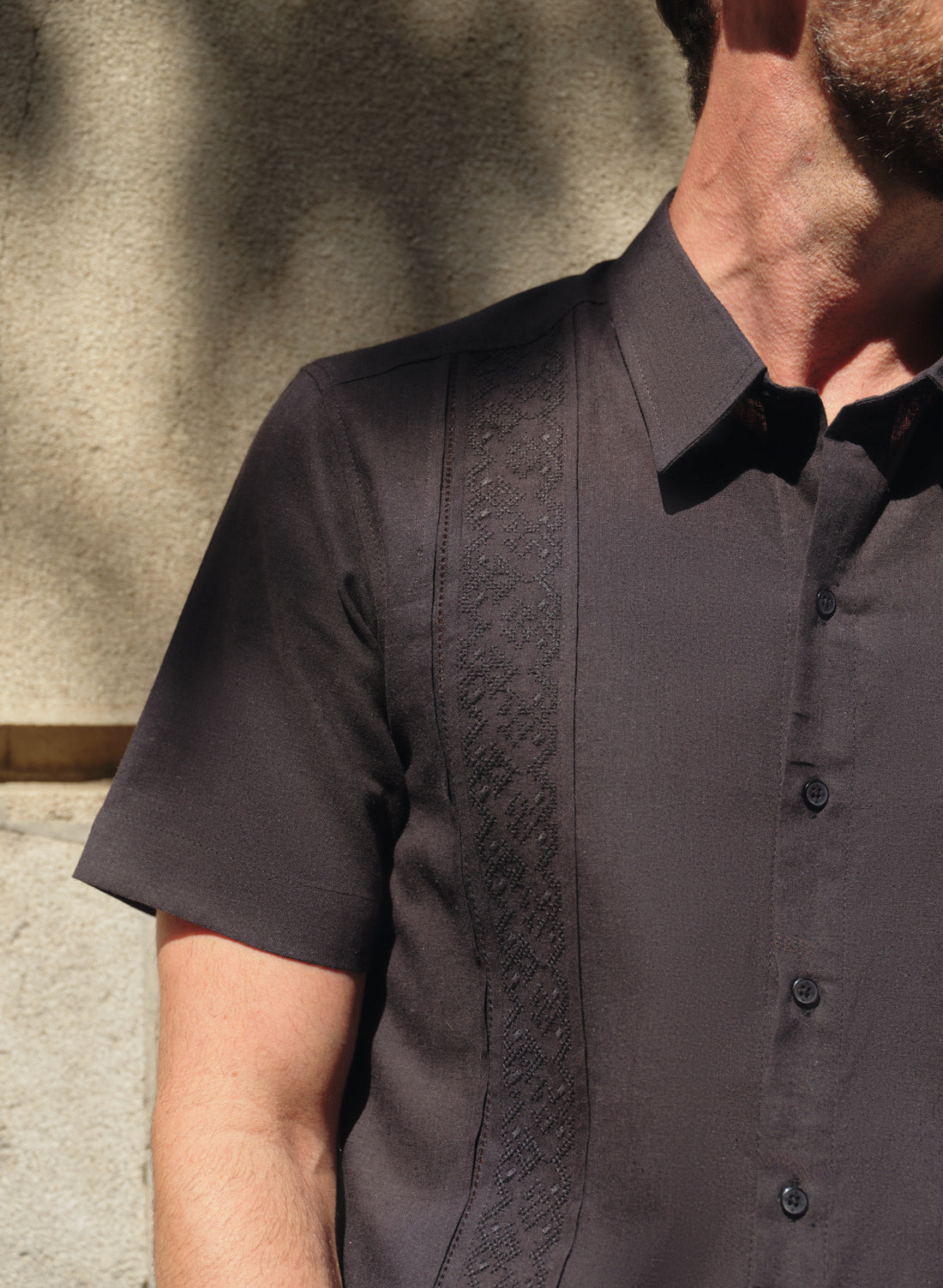 Guayabera manga corta 100% Lino Avag