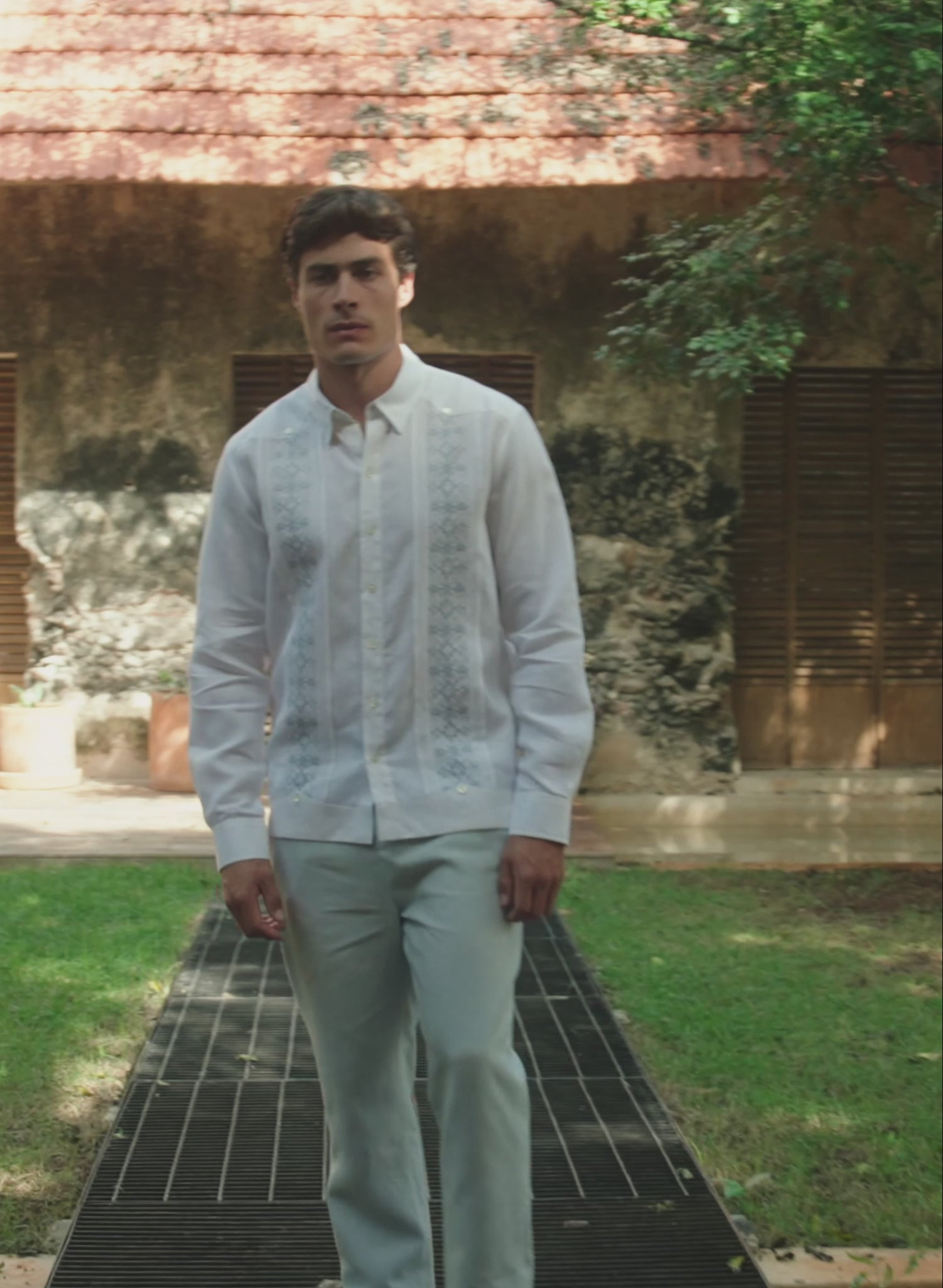 Guayabera manga larga 100% Lino Teran